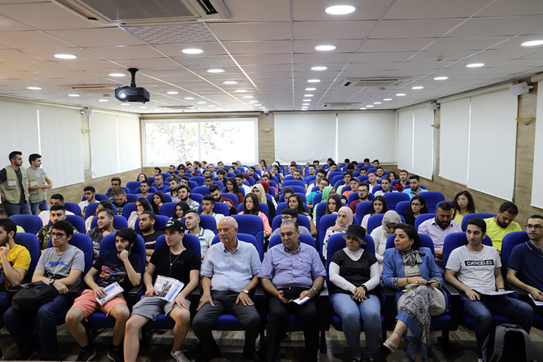 Orientation introduces new students to RHU
