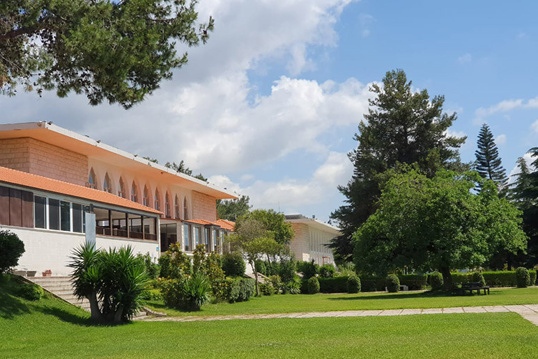 Rafik Hariri University (RHU) continues to offer distance learning programs to students