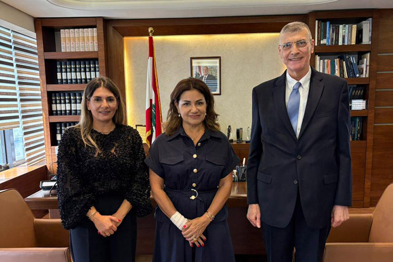 RHU President meets with Minister of Social Affairs to explore areas of collaboration